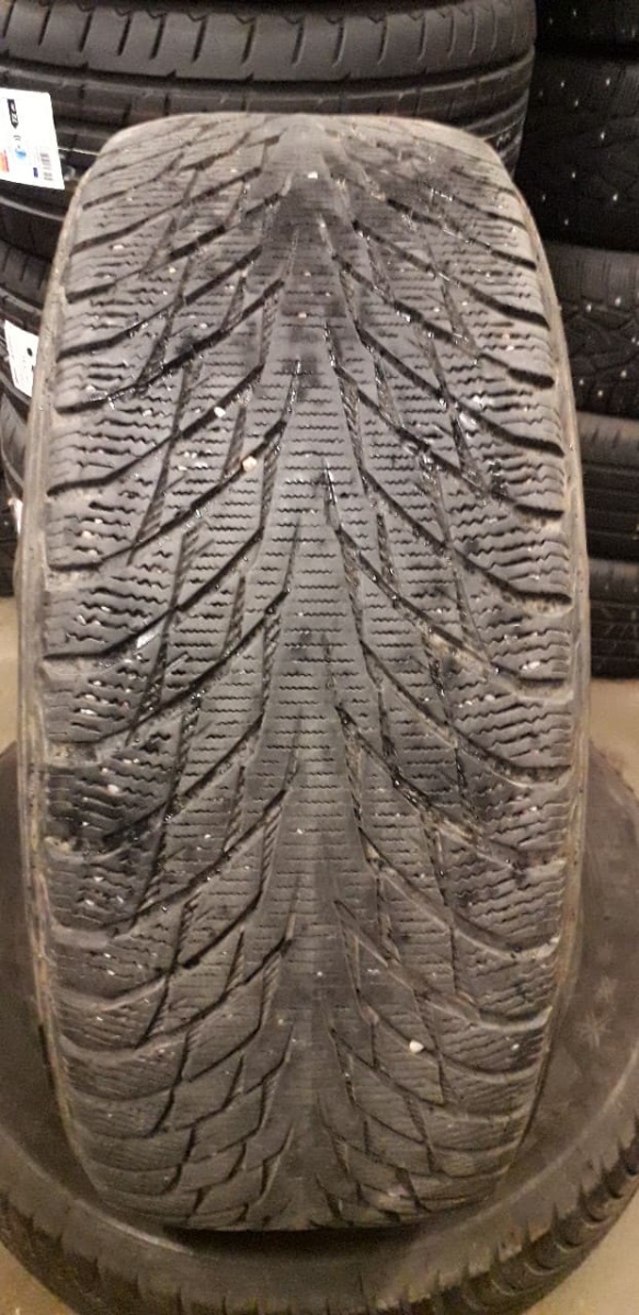 lamellrehv Nokian Hakkapeliitta R2