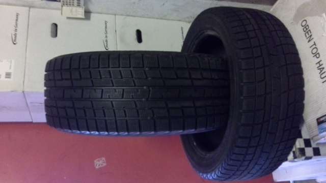 Friction tires Yokohama Ice Guard IG30