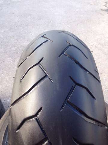 <font face='Tahoma'>Vasaras riepa</font> Pirelli DIABLO ROAD