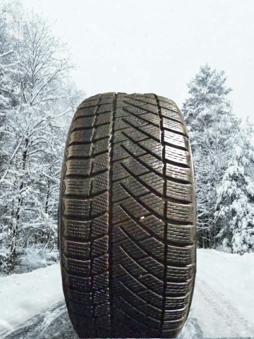 <font face='Tahoma'>Vissezonas riepa</font> Continental Conti Viking Contact 6