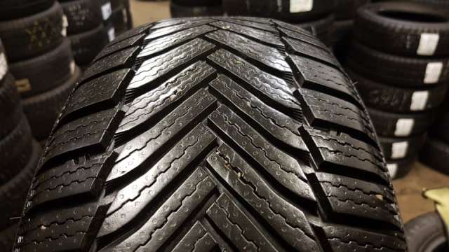<font face='Tahoma'>Vissezonas riepa</font> Michelin Alpin 6 A6