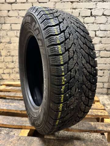 opona z kolcami Nokian Hakkapeliitta C4