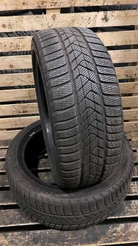 <font face='Tahoma'>Vissezonas riepa</font> Pirelli Winter sottozero 3