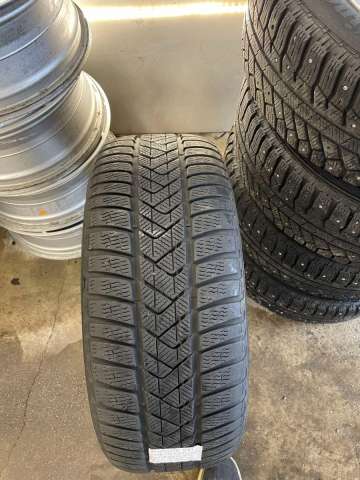 <font face='Tahoma'>Vissezonas riepa</font> Pirelli Winter sottozero 3
