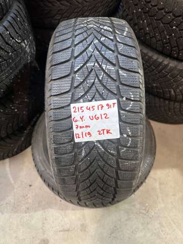 <font face='Tahoma'>Vissezonas riepa</font> Goodyear UltraGrip Ice 2