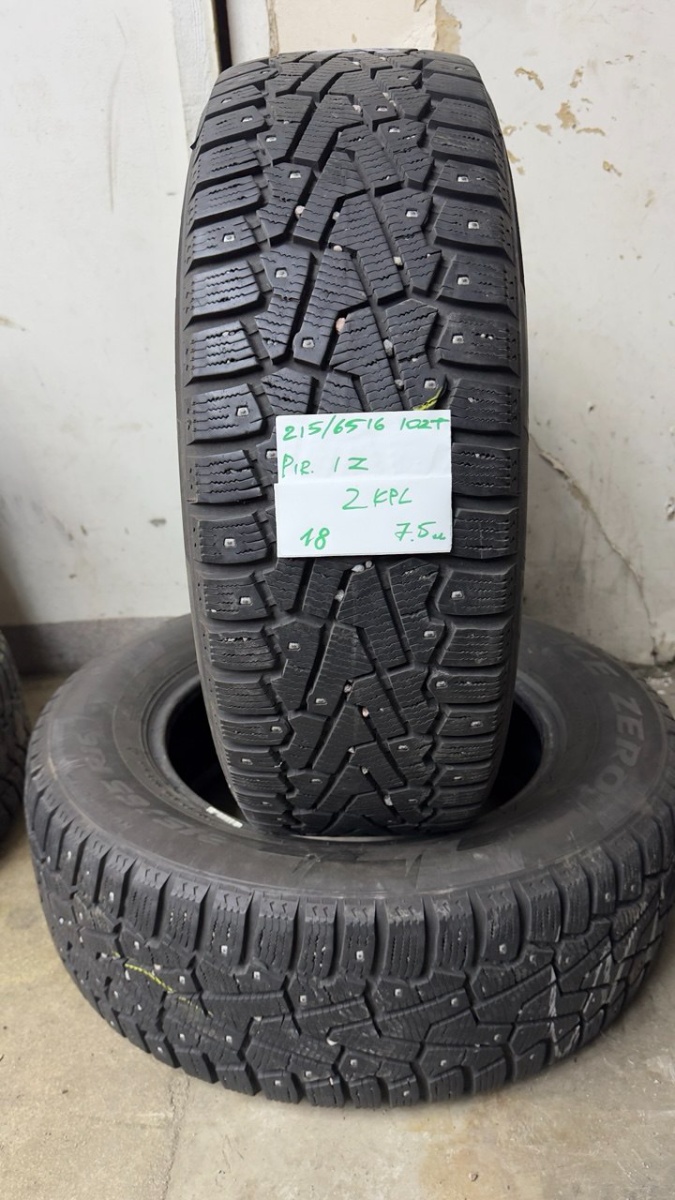 naastrehv Pirelli WINTER ICE ZERO