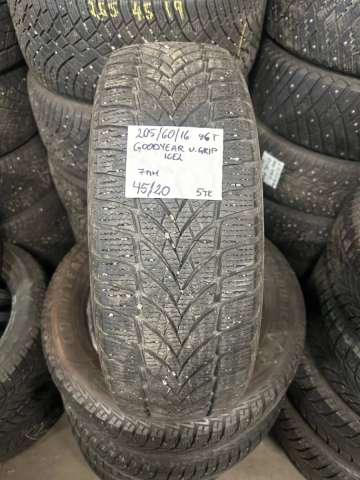 <font face='Tahoma'>Vissezonas riepa</font> Goodyear UltraGrip Ice 2