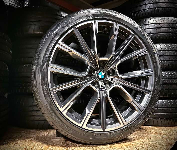 Lieti ratlankiai BMW 7 Series DEMO