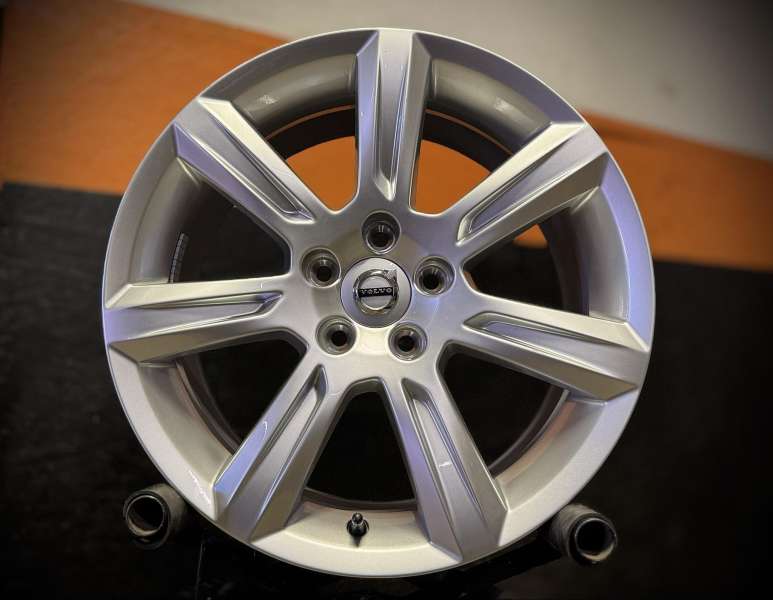 aluvanteet Volvo Original
